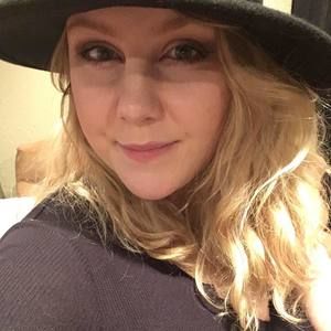 Meet your Posher, Carissa